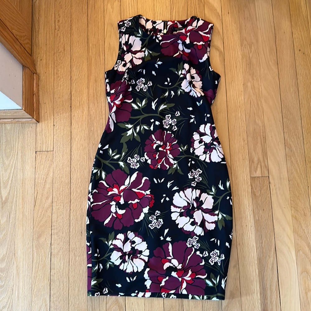 Floral Tommy H zip back dress